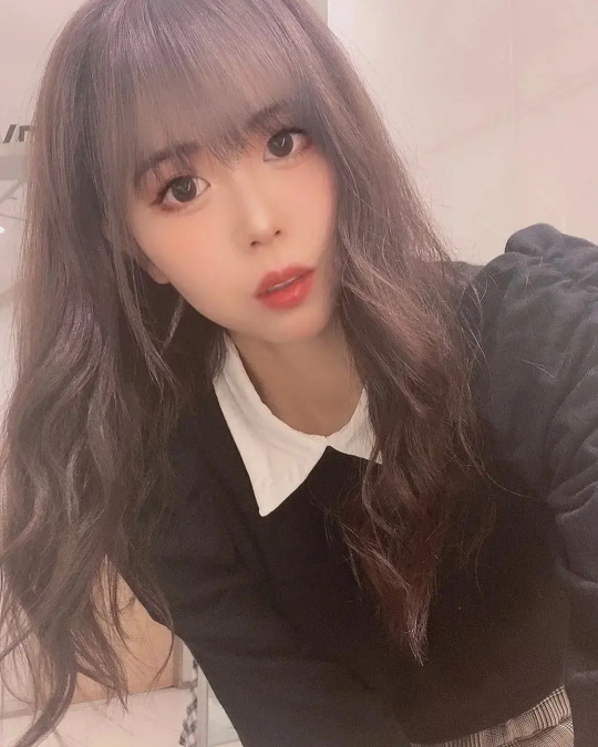 宅男女神宫村菜菜子美图分享,暗黑界的大长腿!