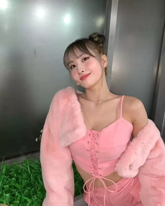 平井桃为什么叫momo(momo平井桃高清组图)