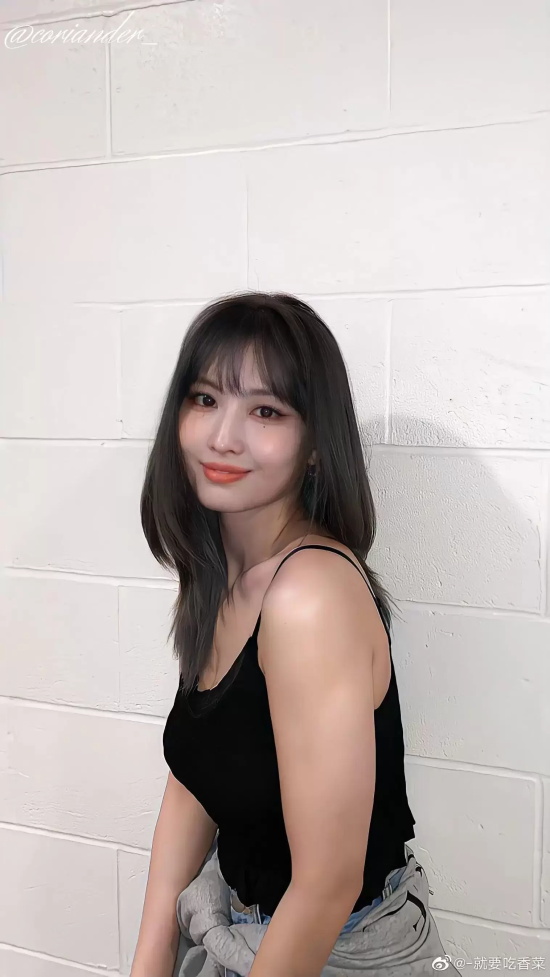 平井桃为什么叫momo(momo平井桃高清组图)