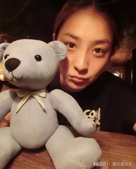 百里挑一何孟怀牵手谁（百里挑一何孟怀表白成功）