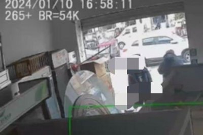 ​河南商丘农业农村局工作人员在商铺小便 部门回应：已立案调查