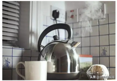 ​蟑螂会靠近熟睡的人吗(蟑螂会靠近熟睡的人吗？有效消灭六个妙招)