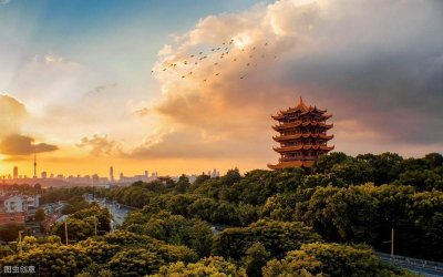 ​日暮乡关何处是 烟波江上使人愁情感 日暮乡关何处是 烟波江上使人愁抒发了作者