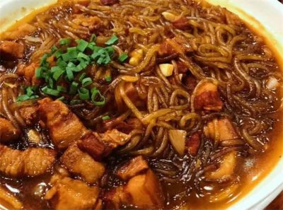 ​猪肉炖粉条的方法 技巧和步骤[猪肉炖粉条小技巧]