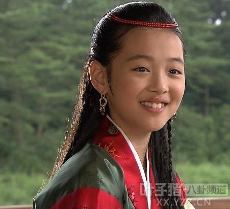 崔雪莉整容 崔雪莉旧照