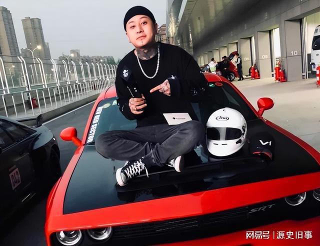 网红天津李四仗义出手,300万购买老方丈道奇豪车,网友:真兄弟-