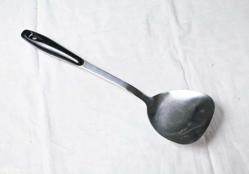 炒菜锅哪种好用 怎样挑选炒菜锅 炒菜锅哪种好用 怎样挑选炒菜锅