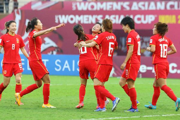 欢迎女足姑娘回家 女足第九次夺亚洲杯冠军