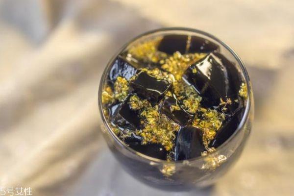 龟苓膏用什么做的 自制龟苓膏做法