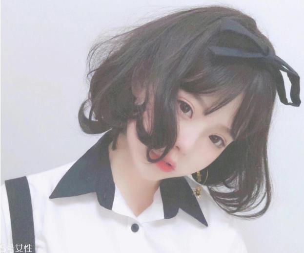 国字脸怎么办 国字脸女生适合的发型 国字脸怎么办 国字脸女生适合的发型