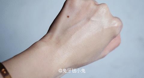 雅诗兰黛白金粉底液色号试色与评测 雅诗兰黛白金粉底液色号试色与评测