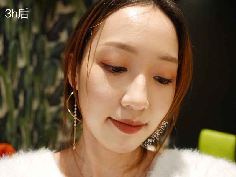 雅诗兰黛白金粉底液色号试色与评测 雅诗兰黛白金粉底液色号试色与评测