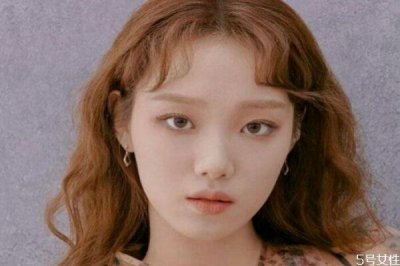 ​什么样女人吸引有钱人 跟有钱男人交往的忌讳