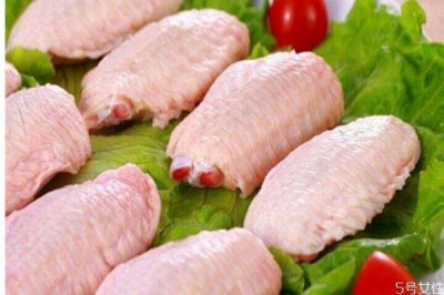 ​鸡翅有什么营养价值呢 吃鸡翅有什么好处呢
