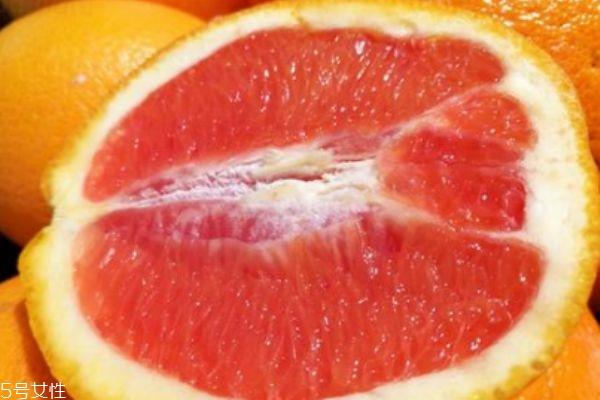 血橙和脐橙的区别 血橙和脐橙哪个更营养 血橙和脐橙的区别 血橙和脐橙哪个更营养