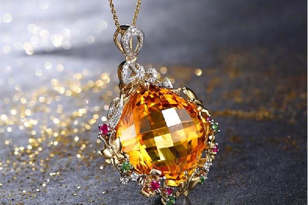 黄水晶是透的好还是不透的好 黄水晶买什么样的好 黄水晶是透的好还是不透的好 黄水晶买什么样的好