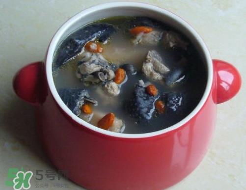 榴莲壳炖排骨壳能吃吗？榴莲壳炖排骨什么味道？