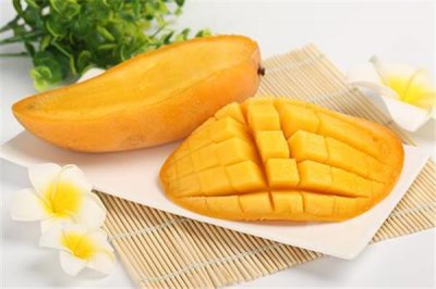 ​芒果可以和火龙果一起吃吗 芒果的作用