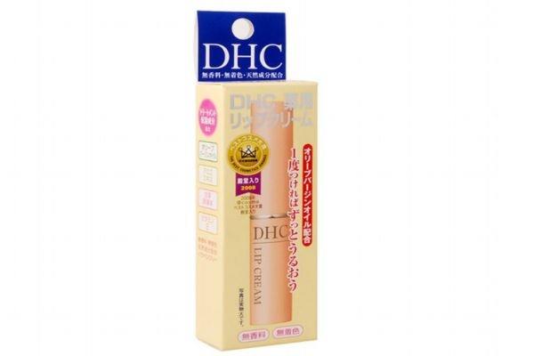 夏天适合用什么牌子的润唇膏 适合夏天用的润唇膏