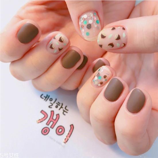 磨砂美甲脏了要怎么洗 磨砂美甲的最新火爆款式图片