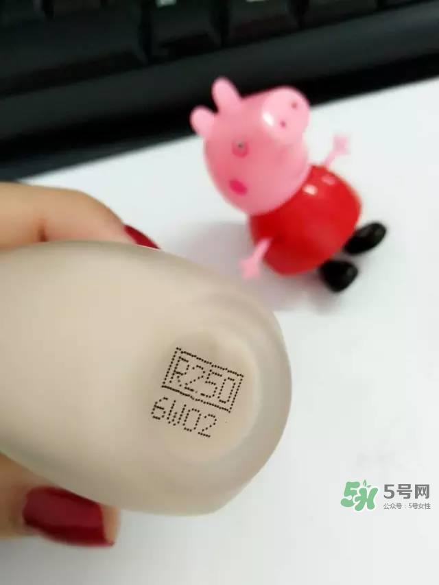 玫珂菲水粉霜怎么样？玫珂菲全新双用水粉霜好用吗？