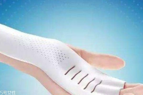 液体卫生巾和普通卫生巾的区别 液体卫生巾是什么 液体卫生巾和普通卫生巾的区别 液体卫生巾是什么