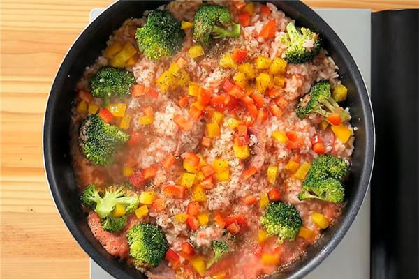 红酱起司炖饭的做法 简易步骤图解 红酱起司炖饭的做法 简易步骤图解