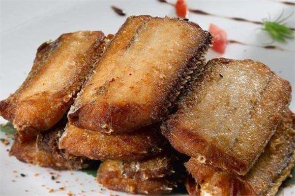 带鱼怎么做好吃 带鱼的功效 带鱼怎么做好吃 带鱼的功效