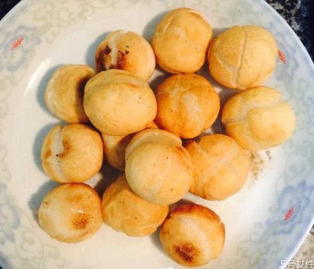 速冻汤圆怎么油炸 汤圆的做法有哪些 速冻汤圆怎么油炸 汤圆的做法有哪些