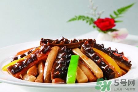 新鲜海参和干海参哪种更好?海参的品种有哪些? 新鲜海参和干海参哪种更好?海参的品种有哪些?