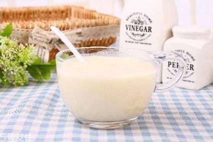 代餐粉可以加牛奶吗 代餐粉的功效与作用 代餐粉可以加牛奶吗 代餐粉的功效与作用