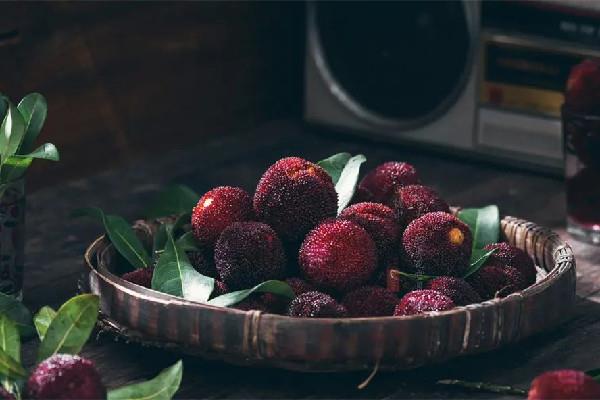 杨梅酒要用多少度的酒泡 杨梅酒用什么酒泡最好 杨梅酒要用多少度的酒泡 杨梅酒用什么酒泡最好