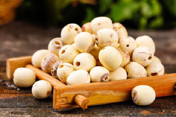 干莲子的功效和作用 干莲子和绿豆可以一起煮吗 干莲子的功效和作用 干莲子和绿豆可以一起煮吗