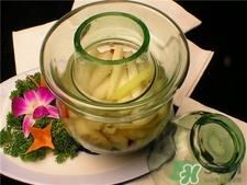 泡菜水浑浊怎么变清?泡菜水浑浊了怎么补救? 泡菜水浑浊怎么变清?泡菜水浑浊了怎么补救?