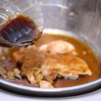 照烧鸡腿饭制作全过程方法 照烧鸡腿饭制作全过程方法