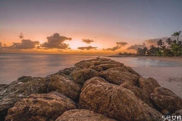 夫妻冷战多久会没有感情 冷战之后怎么和好 夫妻冷战多久会没有感情 冷战之后怎么和好