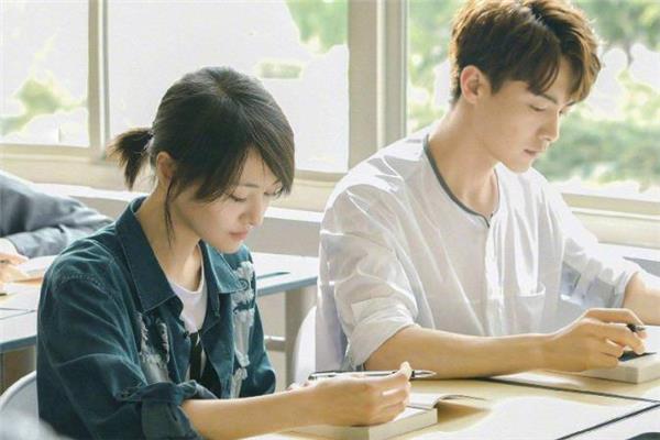 怎么让暗恋的男生喜欢上自己 怎么让暗恋的男生注意自己 怎么让暗恋的男生喜欢上自己 怎么让暗恋的男生注意自己