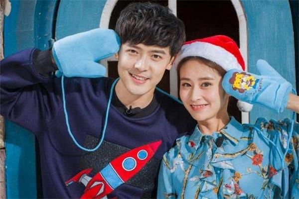 和闺蜜喜欢同一个人该追吗 我和闺蜜喜欢同一个人怎么办 和闺蜜喜欢同一个人该追吗 我和闺蜜喜欢同一个人怎么办