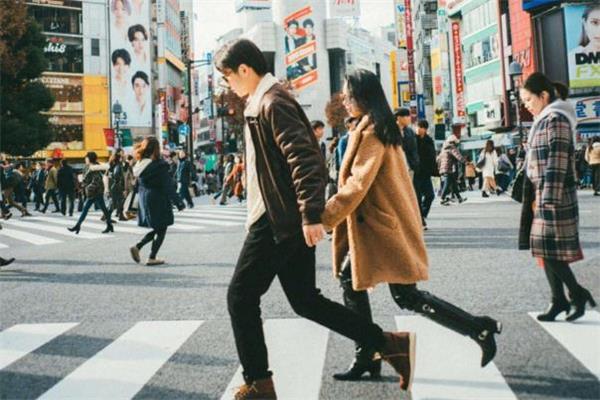 情人想要离开你的表现 情人想要离开是什么心理 情人想要离开你的表现 情人想要离开是什么心理