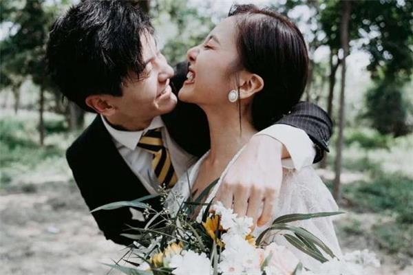 男生喜欢被叫男神吗 男神和男朋友的区别 男生喜欢被叫男神吗 男神和男朋友的区别