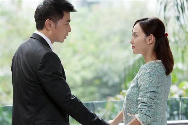 老公和同事暧昧怎么办 老公和同事暧昧不清该离婚吗 老公和同事暧昧怎么办 老公和同事暧昧不清该离婚吗