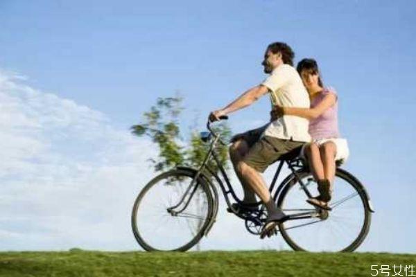 孕期老公出轨说明什么 如何对待孕期老公出轨 孕期老公出轨说明什么 如何对待孕期老公出轨