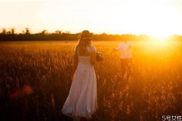 暗恋一个人表白的话 浪漫表白的情话有哪些 暗恋一个人表白的话 浪漫表白的情话有哪些