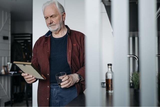 情感男人冷暴力是想分手吗 男人冷暴力是不爱了吗 2