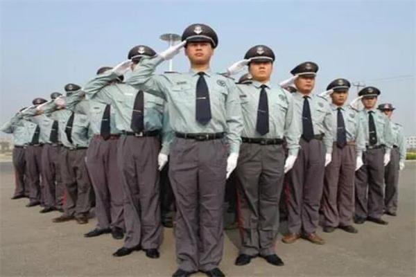 生活高级保安师一月多少钱?一个月工资多少? 1