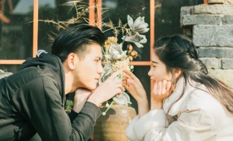 为什么会有越是喜欢越是远离的心理 为什么越喜欢越远离