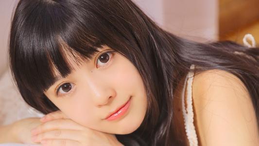 夸女生漂亮的顺口溜2