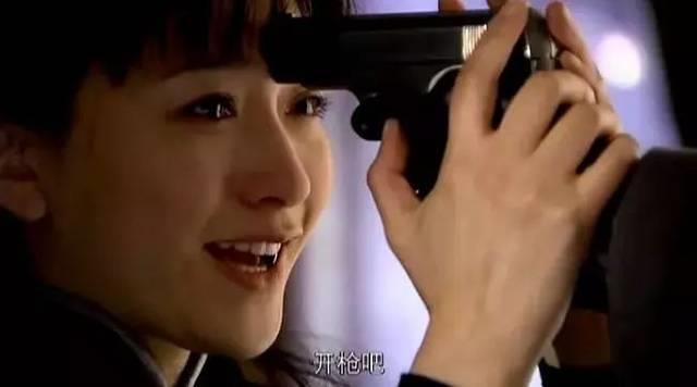 舒畅(饰演佟婉)