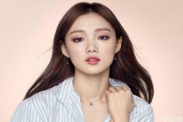 混合性皮肤怎么改善 混合性皮肤保养要点 混合性皮肤怎么改善 混合性皮肤保养要点