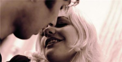 ​怎样才能判断一个女生是否喜欢你